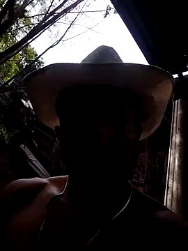 tayson  online show from 04-25-26, 01:41