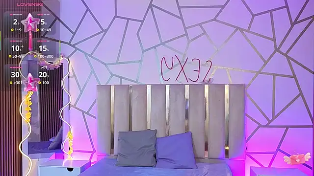 Jazmin tay online show from 09-10-25, 11:54