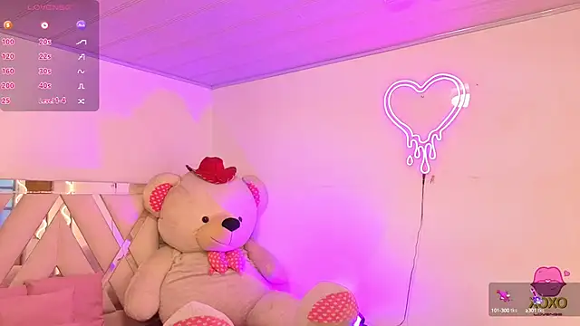 Jazmin tay online show from 10-03-25, 11:51