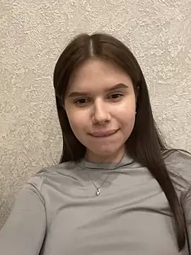 Octavia Maeyr online show from 12-25-24, 04:00