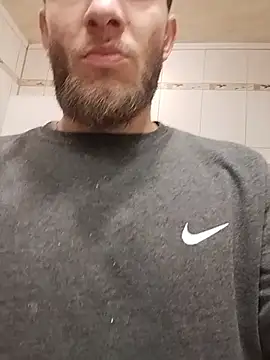 Snapshot of hoot_denis28 chatting on 11-30-25, 04:16 hoot denis28 online show from 11-30-25, 04:16