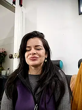 NATHALIA-28  online show from 03-15-25, 08:10