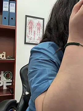 NATHALIA-28  online show from 04-04-26, 01:52