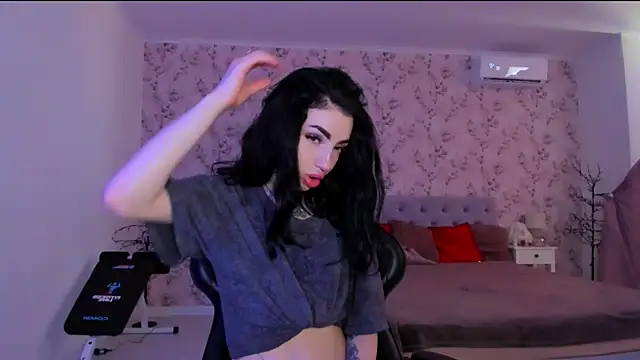Snapshot of NancyLovee_ chatting on 06-30-26, 11:22 NancyLovee online show from 06-30-26, 11:22