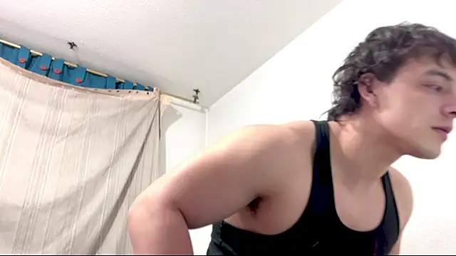 Snapshot of logan_x3 chatting on 07-05-26, 04:19 logan x3 online show from 07-05-26, 04:19