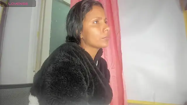 Nenita Hot  online show from 11-12-25, 06:52