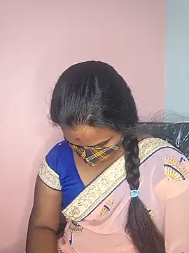 Snapshot of anitha906 chatting on 10-09-25, 05:00 anitha906 online show from 10-09-25, 05:00