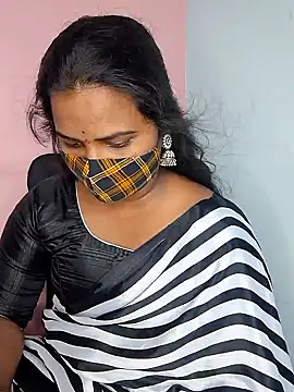 Snapshot of anitha906 chatting on 10-25-25, 04:35 anitha906 online show from 10-25-25, 04:35