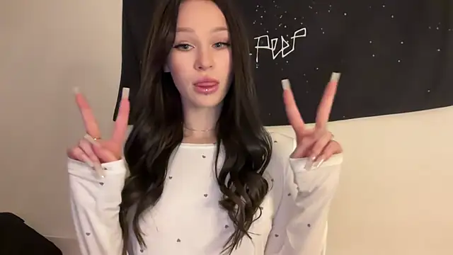 ur molly online show from 10-24-25, 01:03