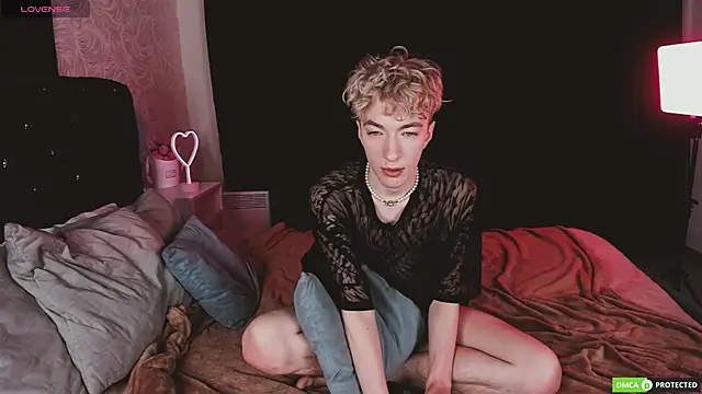 TrevorBenson online show from 11-12-25, 03:07