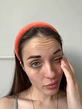 AmiLavs online show from 02-12-25, 11:18