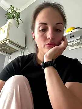 AmiLavs online show from 10-18-25, 11:55