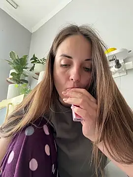 AmiLavs online show from 04-14-26, 10:43