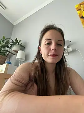 Snapshot of AmiLavs chatting on 07-07-26, 10:41 AmiLavs online show from 07-07-26, 10:41