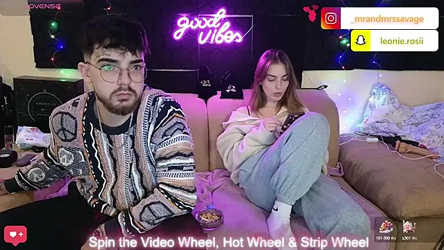 MrAndMrsSavage online show from 12-22-24, 05:32