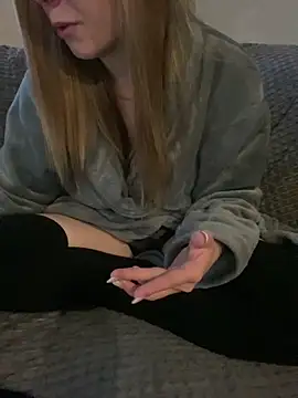 Snapshot of Mia_harmati chatting on 01-31-25, 03:11 Mia harmati online show from 01-31-25, 03:11