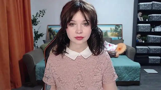 Snapshot of SYKE chatting on 02-09-25, 03:11 SYKE online show from 02-09-25, 03:11