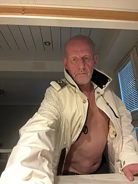 malematureisbest online show from 02-14-26, 04:48