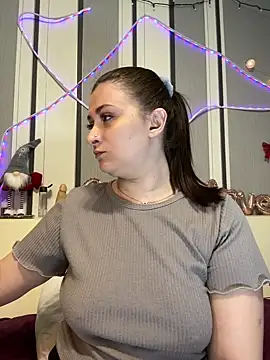 Jadelli online show from 02-21-25, 07:54