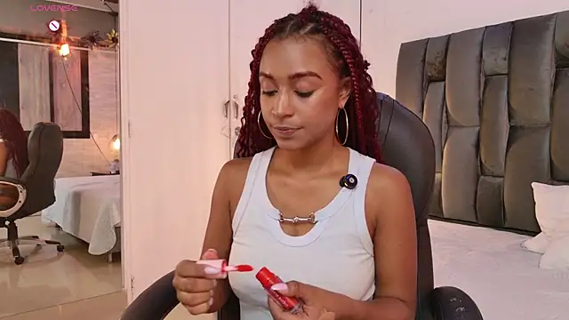 Lorena Vieira  online show from 09-23-25, 06:44