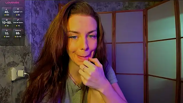 Snapshot of the_perfectgirl chatting on 10-16-25, 08:21 the perfectgirl online show from 10-16-25, 08:21