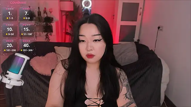 Snapshot of mei_honey_ chatting on 09-19-25, 09:59 mei honey  online show from 09-19-25, 09:59