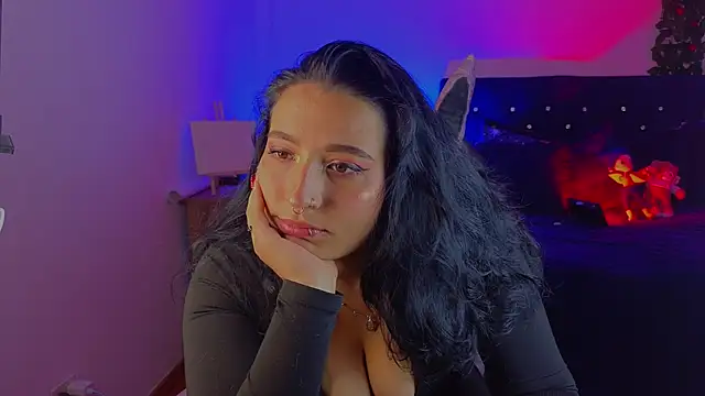 Pauilina online show from 03-29-26, 01:27