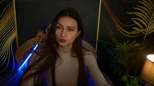 ValeryRoyale online show from 01-22-25, 02:24