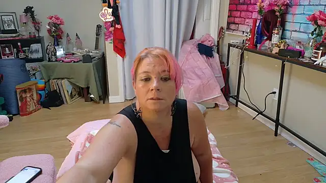 Luna1984 online show from 10-01-25, 07:31