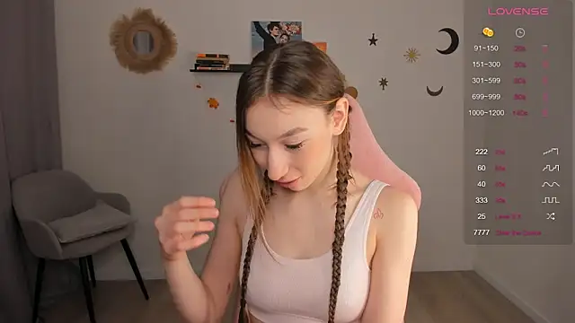 Cassie Ice online show from 11-30-25, 04:00