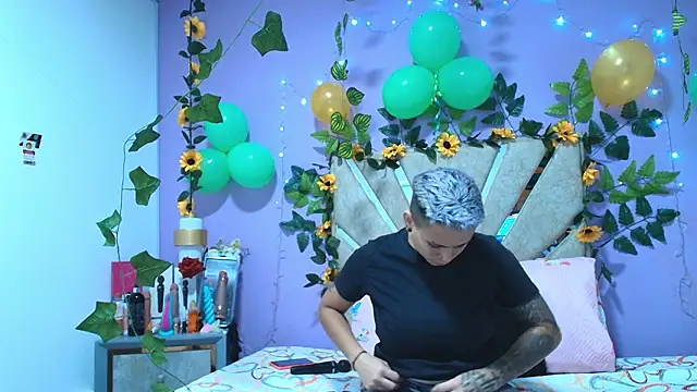 BRITHANY SPARK online show from 03-20-26, 12:26