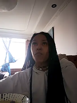 devi black13  online show from 11-28-25, 09:17