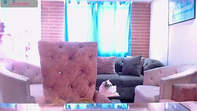 Snapshot of devi_black13_ chatting on 02-19-26, 05:53 devi black13 online show from 02-19-26, 05:53