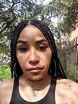 Snapshot of devi_black13_ chatting on 02-26-26, 07:35 devi black13 online show from 02-26-26, 07:35