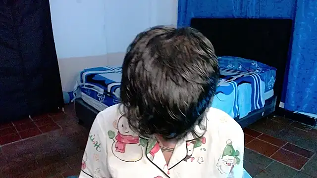 Snapshot of Im_Milan_Rs chatting on 05-21-26, 01:12 Im Milan Rs online show from 05-21-26, 01:12