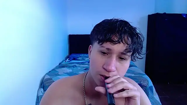 Snapshot of Im_Milan_Rs chatting on 06-10-26, 03:22 Im Milan Rs online show from 06-10-26, 03:22