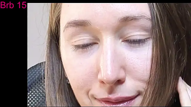 Snapshot of --Model--2 chatting on 12-01-25, 01:05 --Model--2 online show from 12-01-25, 01:05