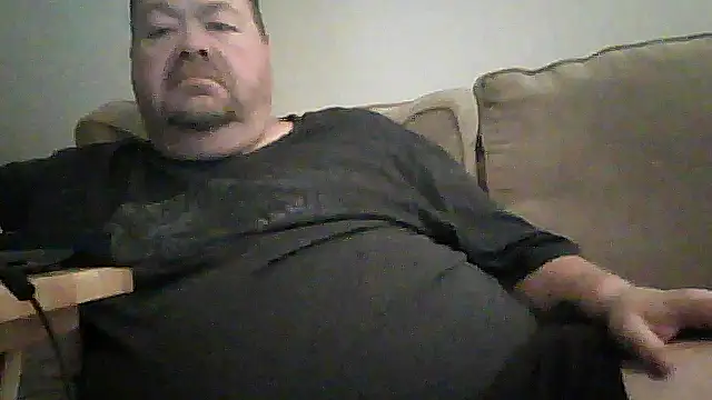 Snapshot of hitman_35 chatting on 06-16-26, 03:31 hitman 35 online show from 06-16-26, 03:31