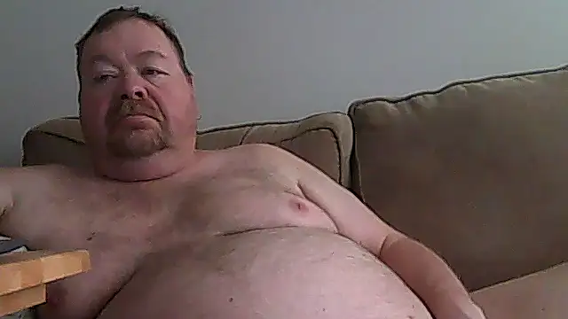 Snapshot of hitman_35 chatting on 06-26-26, 07:18 hitman 35 online show from 06-26-26, 07:18