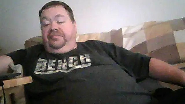 Snapshot of hitman_35 chatting on 07-05-26, 10:39 hitman 35 online show from 07-05-26, 10:39