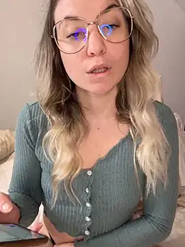 carlaaa online show from 03-05-26, 10:17