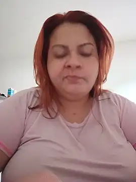 Snapshot of carola_hotwife chatting on 05-18-26, 12:11 carola hotwife online show from 05-18-26, 12:11