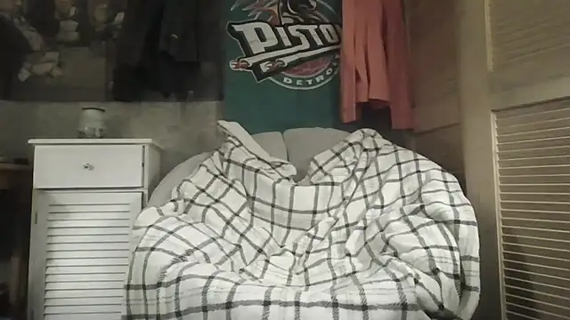 Snapshot of Edward_LongCock chatting on 07-19-26, 10:02 Edward LongCock online show from 07-19-26, 10:02