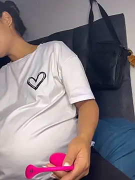  Luana online show from 02-26-26, 01:04