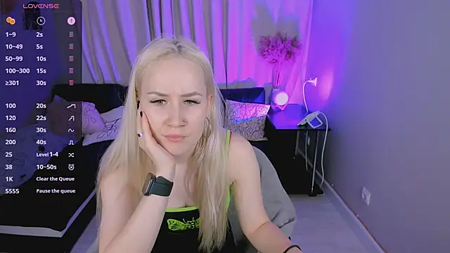 Bunny  of love online show from 01-24-25, 01:47