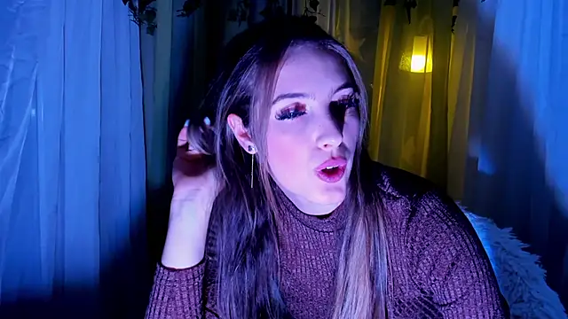 Snapshot of Lioneass chatting on 12-13-24, 08:15 Lioneass online show from 12-13-24, 08:15