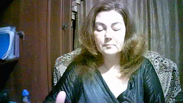 Madame-Butterfly online show from 10-16-25, 02:07