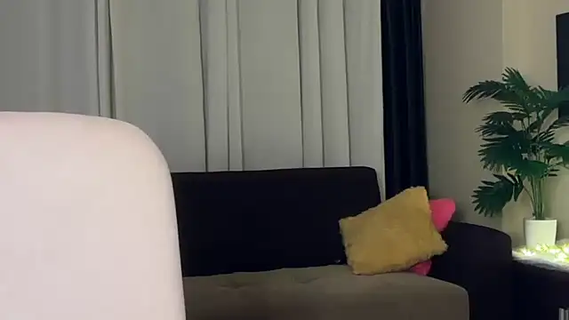 Snapshot of sexy_m23 chatting on 10-11-25, 05:33 sexy m23 online show from 10-11-25, 05:33