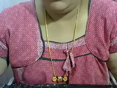 Snapshot of Naughty_Nityaa chatting on 01-11-25, 05:29 Naughty Nityaa online show from 01-11-25, 05:29