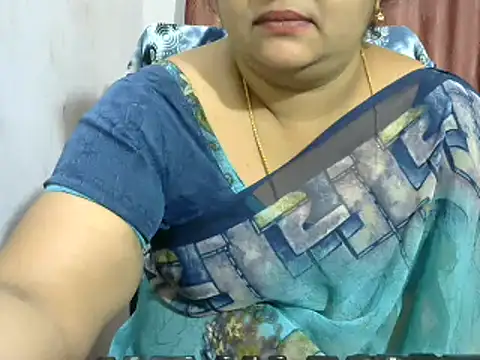 Snapshot of Naughty_Nityaa chatting on 01-17-25, 05:30 Naughty Nityaa online show from 01-17-25, 05:30